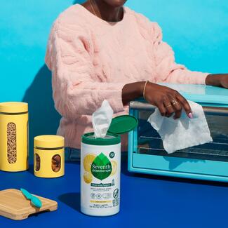 SVG Multi Purpose Cleaning Wipes In-Use